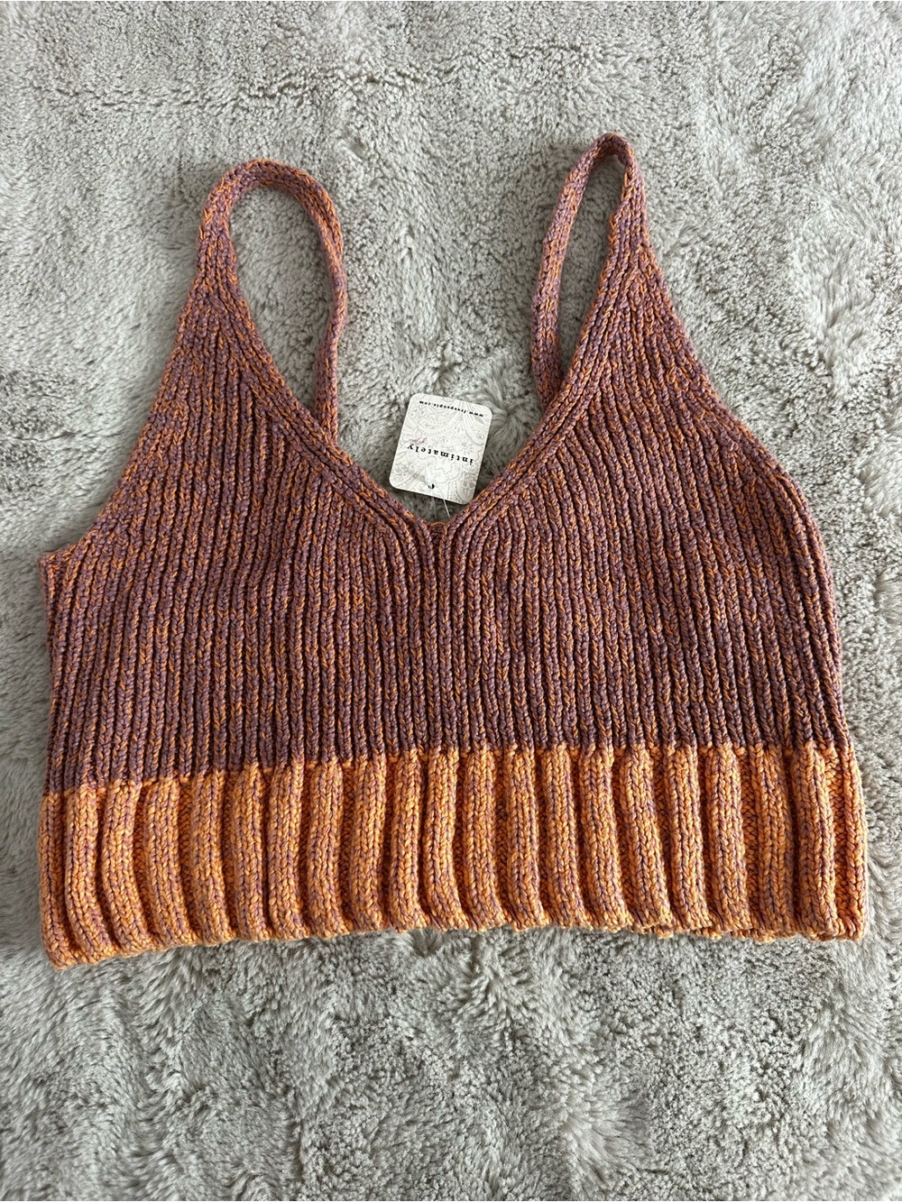 Free People Two-Tone Ribbed V-Neck Cropped Tank - Mauve & Rust